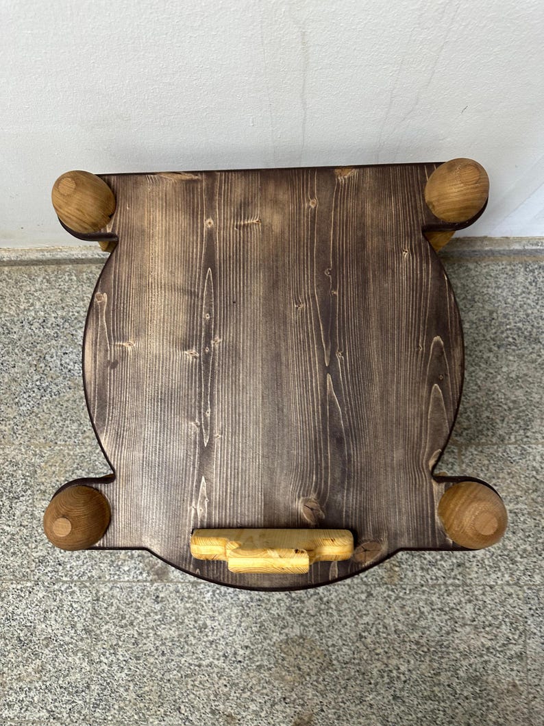 Personalized Wooden Cat Bed: Handcrafted Luxury Pet House